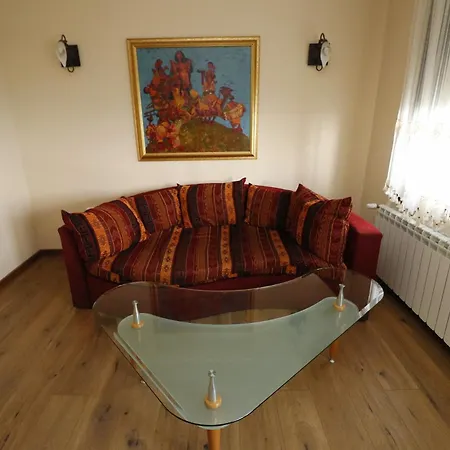 호텔 Family Arbanashka Sreshta 3*