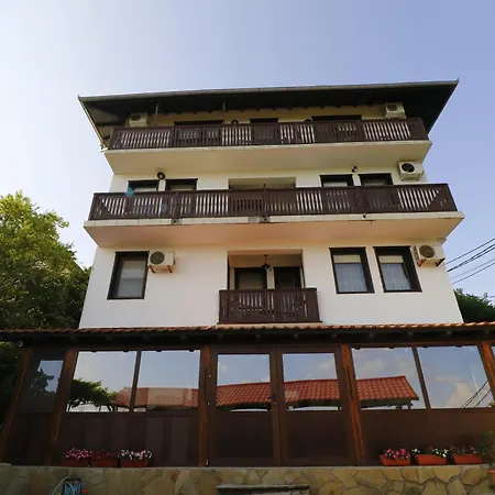 Family Arbanashka Sreshta 호텔 알바나시